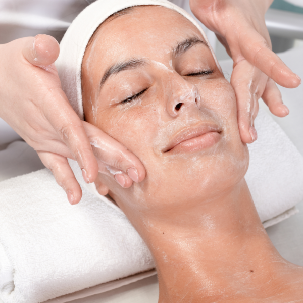 Aesthetics / Facials
